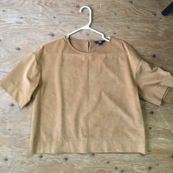 Uniqlo Faux Suede Short Sleeve Shirt - Picture 2 of 2